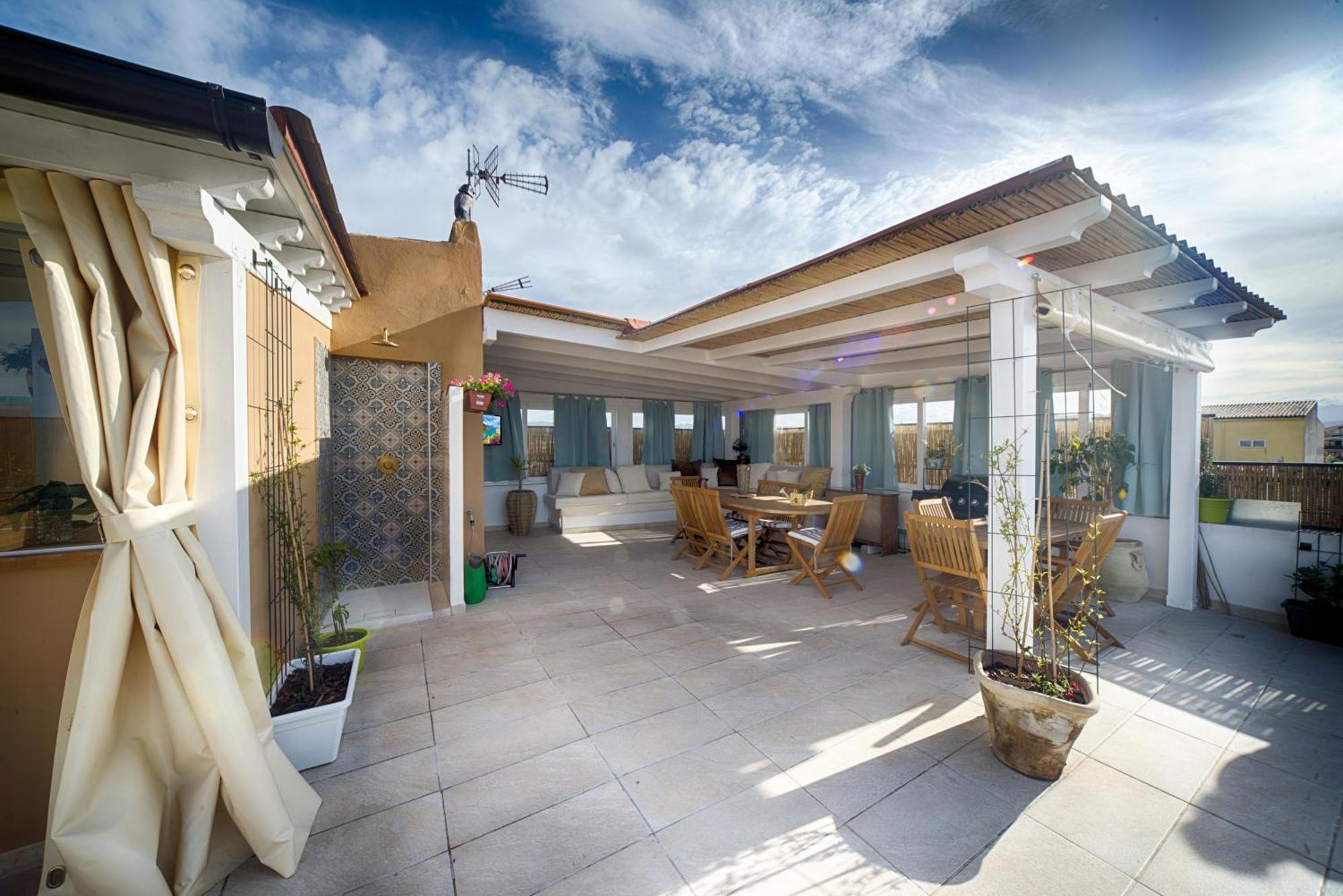 Terrace Rooms Olbia Center Buitenkant foto